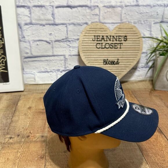 New Era 9Forty Adjustable Dallas Cowboys Cap Captain Navy - Picture 2 of 7